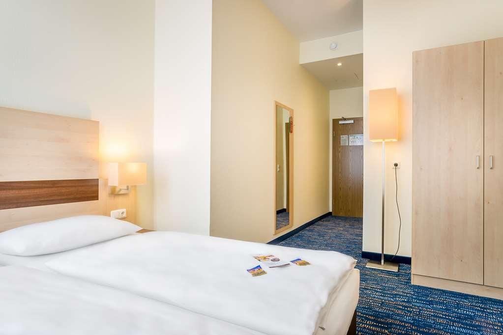Hotel Mariella Köln Rum bild