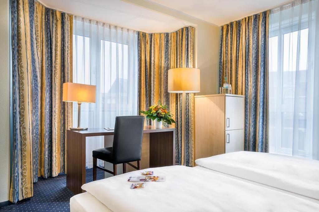 Hotel Mariella Köln Exteriör bild